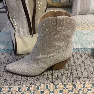 Pearl-Embellished Betsy Johnson Western Ankle Boot white